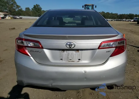 2014 Toyota Camry L z USA, uszkodzony, nr VIN 4T1BF1FK1EU305265